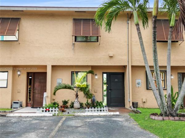 Laguna Tropical, 6854 NW 173rd Dr #206, Hialeah, Florida 33015, image 1