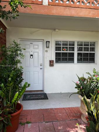 Floridian Arms, 1450 NE 170th St #101, North Miami Beach, Florida 33162, image 1