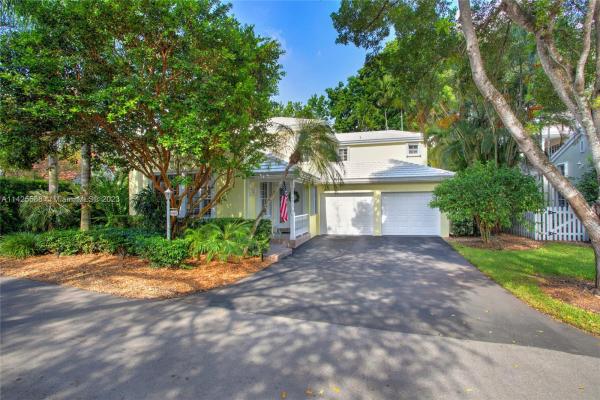 Orr's Pond, 6467 Sunset Dr, South Miami, Florida 33143, image 1