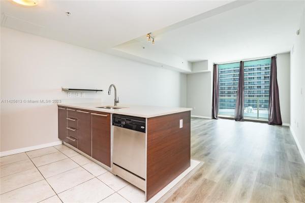 Quantum On The Bay, 1900 N Bayshore Dr #3909, Miami, Florida 33132, image 2