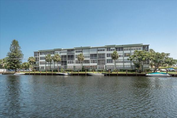 Watergate, 2741 Taft St #307, Hollywood, Florida 33020, image 1