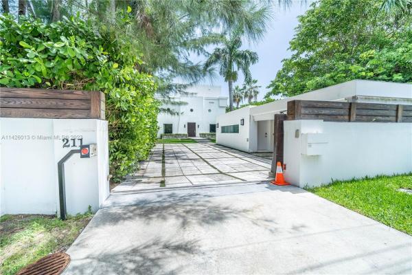 Riviera, 211 N Coconut Ln #, Miami Beach, Florida 33139, image 1