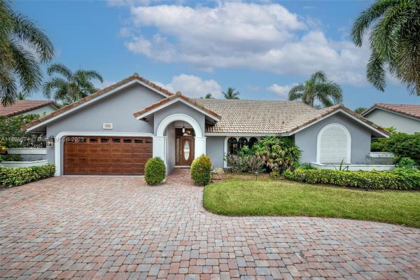 Pineland South, 990 NW 8th St, Boca Raton, Florida 33486, image 1
