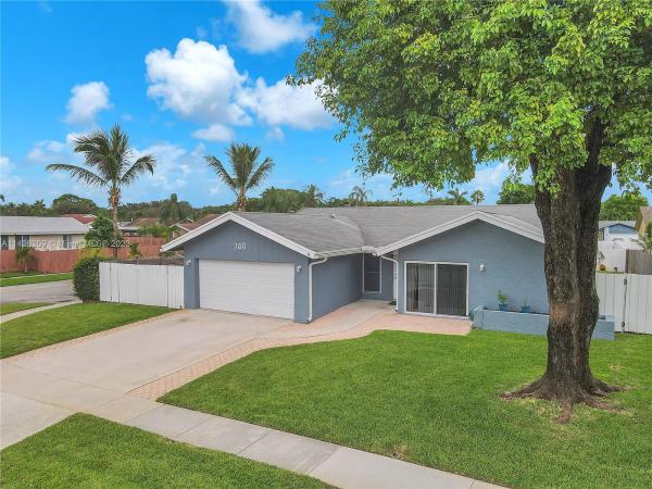 Lakewood East, 740 NW 49th Ave, Coconut Creek, Florida 33063, image 1