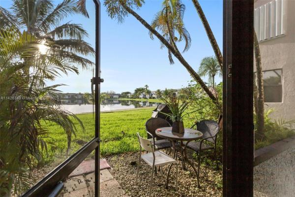 Lakeshore, 1533 S Liberty Ave #J, Homestead, Florida 33034, image 2