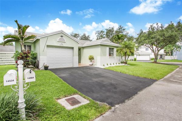 Lakeside At Country Walk, 14564 SW 144th Ter, Country Walk, Florida 33186, image 1