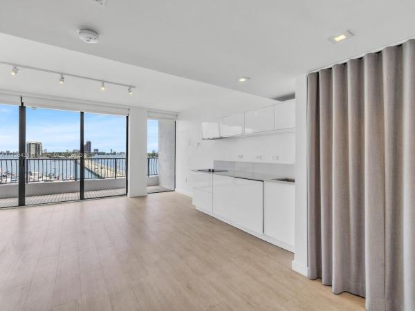 Venetia, 555 NE 15th St #503, Miami, Florida 33132, image 2