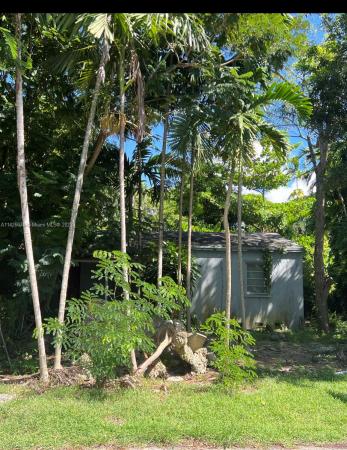Groves, 6415 SW 83rd St, Glenvar Heights, Florida 33143, image 1