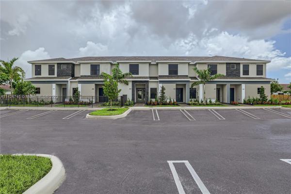345 NE 1st Dr, Florida City, Florida 33034, image 2