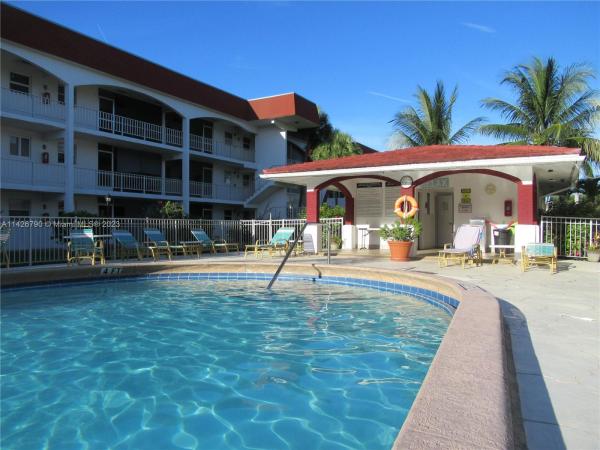 Casa Paradiso, 580 Egret Dr #205, Hallandale Beach, Florida 33009, image 1