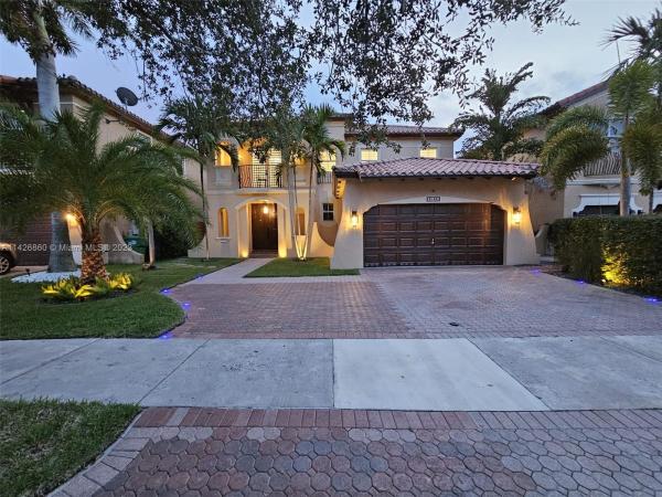 3166 SW 155th Ave, Unincorporated Dade County, Florida 33185, image 2