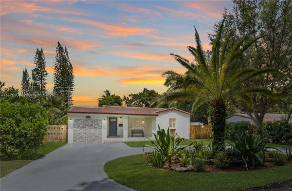 Biscayne Park No HOA, 11935 NE 11th Pl, Biscayne Park, Florida 33161, image 1