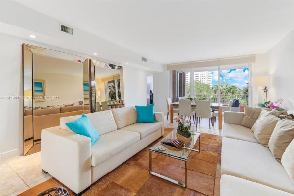 Club Tower, 789 Crandon Blvd #403, Key Biscayne, Florida 33149, image 1
