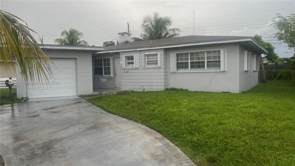 Sierra, 125 NW 193rd St, Miami Gardens, Florida 33169, image 1