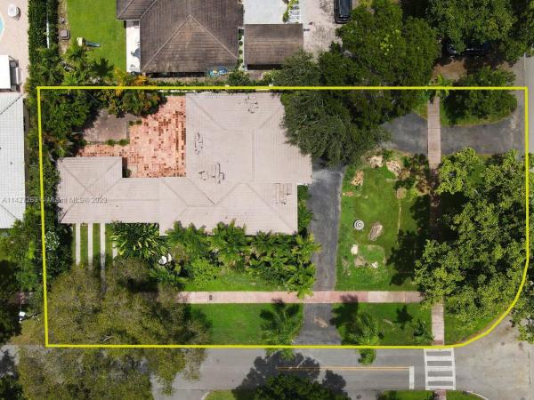 Coral Gables Country Club, 2916 Granada Blvd, Coral Gables, Florida 33134, image 2