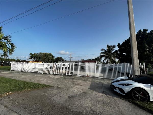 Leisure City Residential, 14770 SW 288th St, Leisure City, Florida 33033, image 2