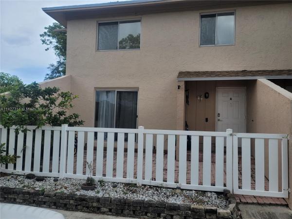 Townhomes Of Oriole, 1633 NW 80th Ave #A, Margate, Florida 33063, image 1
