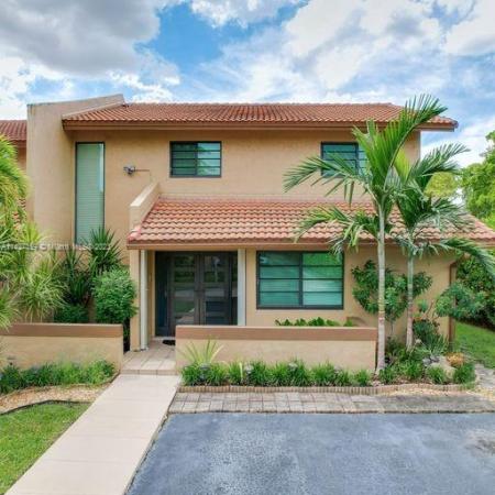Valleys Of Kendall, 11625 SW 90th Ter, Kendall, Florida 33176, image 2