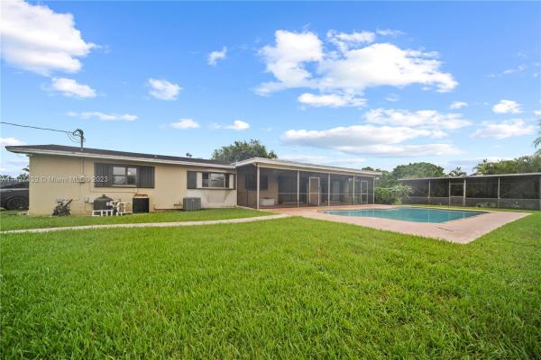 Redland No HOA, 19346 SW 262nd St, Redland, Florida 33031, image 2