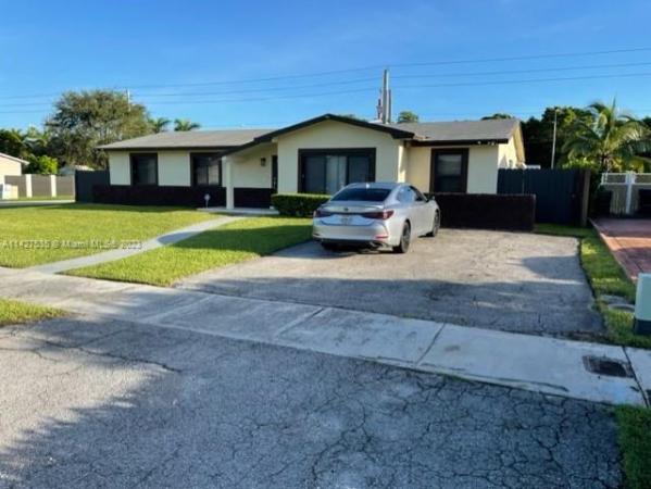 Devon Aire Estates, 12331 SW 104th Ter, The Crossings, Florida 33186, image 1