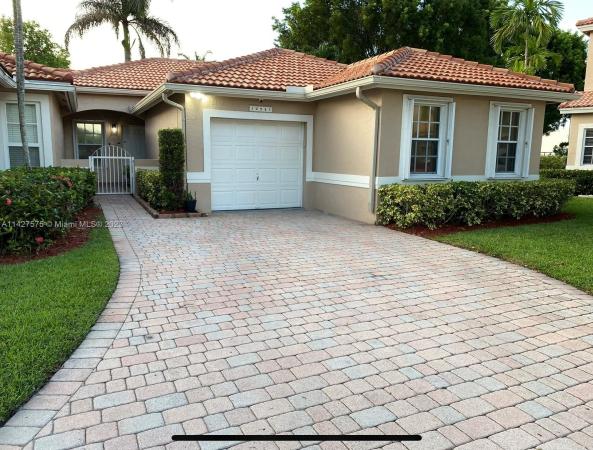 The Waterways, Pembroke Pines, Florida 33028, image 1