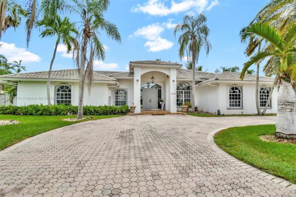 Aurelia, 7755 SW 85th Ct, Glenvar Heights, Florida 33143, image 2