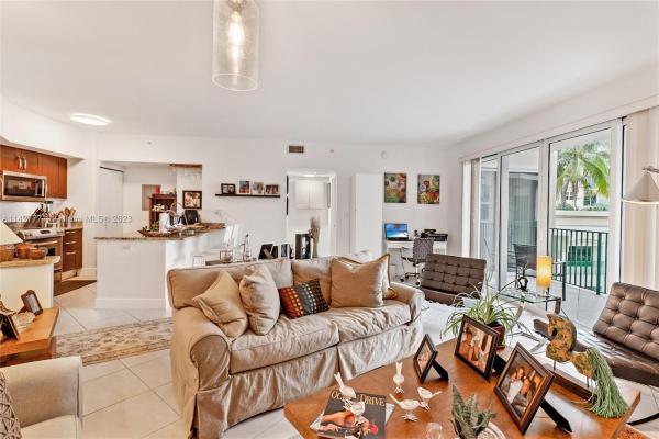 Turnberry Village South Tower, 19900 E Country Club Dr #514, Aventura, Florida 33180, image 1