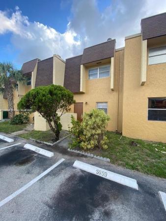 Blueberry Hill, 5659 Blueberry Ct #159, Lauderhill, Florida 33313, image 1