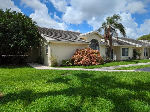Villas Of Deerwood, 12502 SW 147th Ter #12502, Three Lakes, Florida 33186, image 1