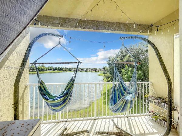 Silver Falls, 4371 SW 131st Ln, Miramar, Florida 33027, image 2