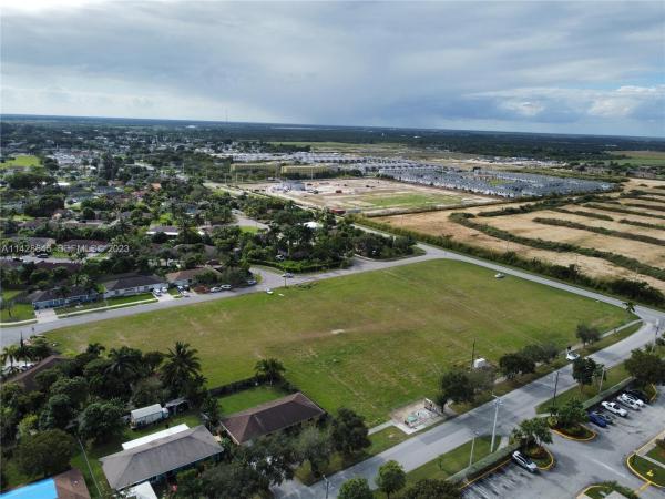 Florida City Residential, Davis Pkwy PARKWAY, Florida City, Florida 33034, image 1