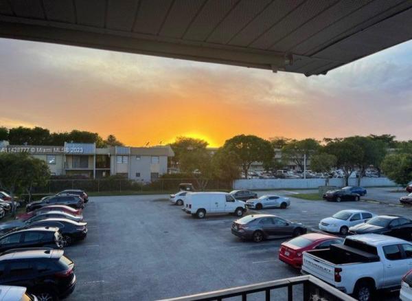 Kendall Acres, 10369 N Kendall Dr #F8, Kendall, Florida 33176, image 2