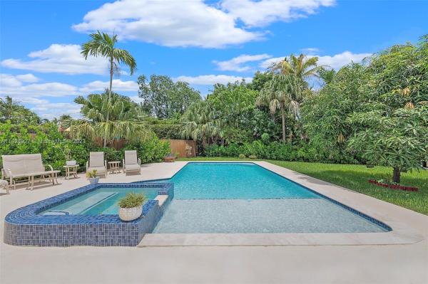 Skyknoll Estates, 19625 NE 23rd Ave, Ojus, Florida 33180, image 1