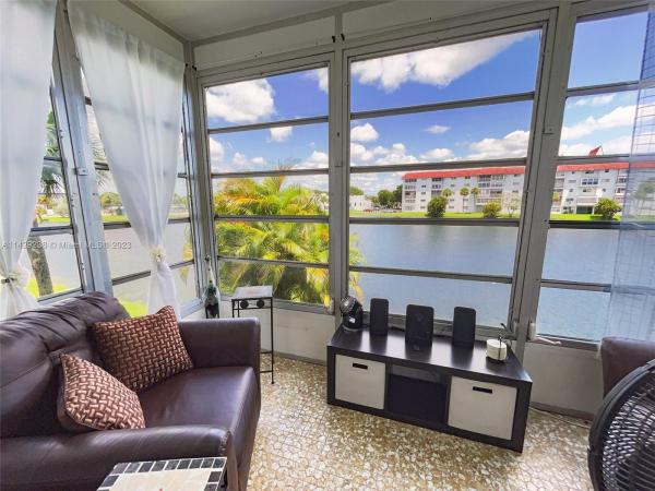 Castle Gardens, 4751 NW 21st St #210, Lauderhill, Florida 33313, image 2