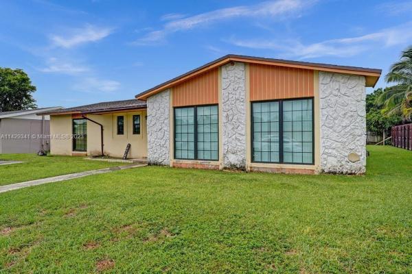 Fairway Estates, 10724 SW 152nd Ter, Palmetto Estates, Florida 33157, image 1