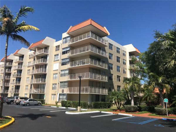 Village At The Falls, 13120 SW 92nd Ave #B-301, Kendall, Florida 33176, image 1