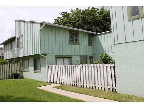 Habitat 2, 5918 NW 21st St #48-B, Lauderhill, Florida 33313, image 1