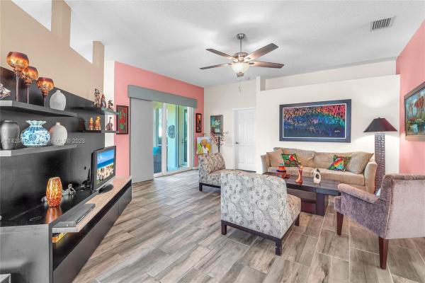 North Gate, 2655 SE 5th Ct, Homestead, Florida 33033, image 2