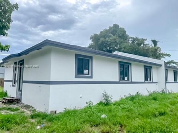 17th Avenue Manor, 4317 NW 18th Ave, Miami, Florida 33142, image 1