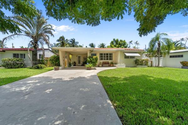 Central Golf Of Hollywood, 1023 N Golf Dr, Hollywood, Florida 33021, image 1