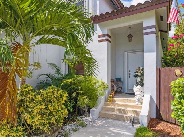 Fairview Homes, 10352 SW 134th Pl, The Crossings, Florida 33186, image 1