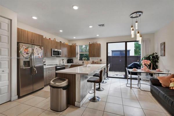 Satori, 15809 NW 91st Ct, Miami Lakes, Florida 33018, image 2