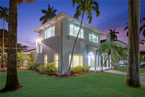 Shore Acres, 1121 NE 85th St, Miami, Florida 33138, image 1