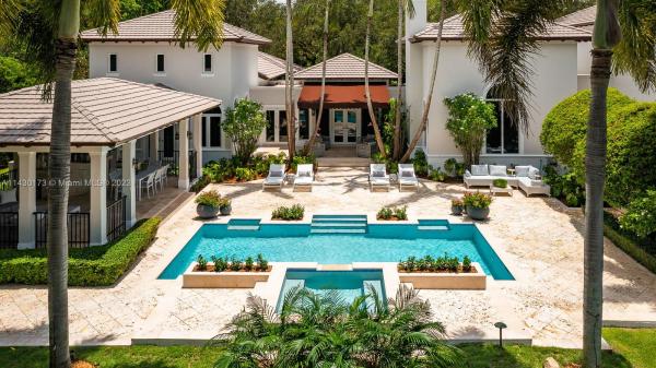 Snapper Creek Lakes, 5601 Arbor Ln, Coral Gables, Florida 33156, image 1