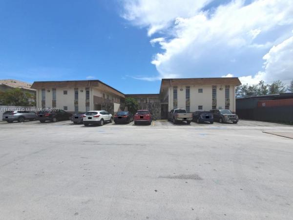 Hialeah Place, 440 W 11th St, Hialeah, Florida 33010, image 1