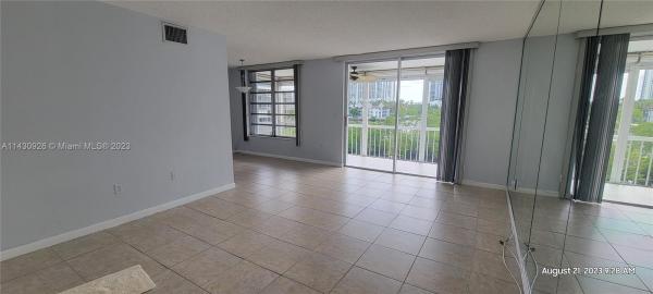 Point East, 2930 Point East Dr #E-403, Aventura, Florida 33160, image 2