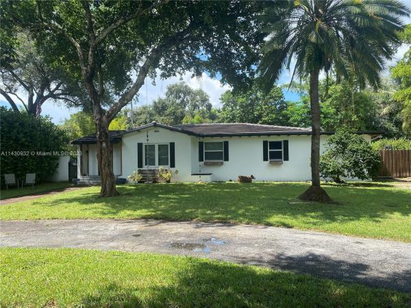 Griffing Biscayne Park Estates, 915 NE 118th St, Biscayne Park, Florida 33161, image 1