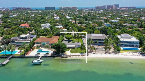 Tropical Isle Homes, 398 Harbor Dr, Key Biscayne, Florida 33149, image 1