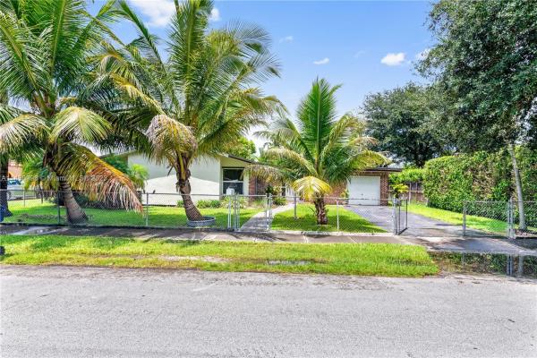 Southern Estates, 4050 SW 121st Ave, Tamiami, Florida 33175, image 2