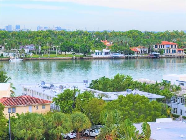 Stanton House, 6900 Bay Dr #8A, Miami Beach, Florida 33141, image 1
